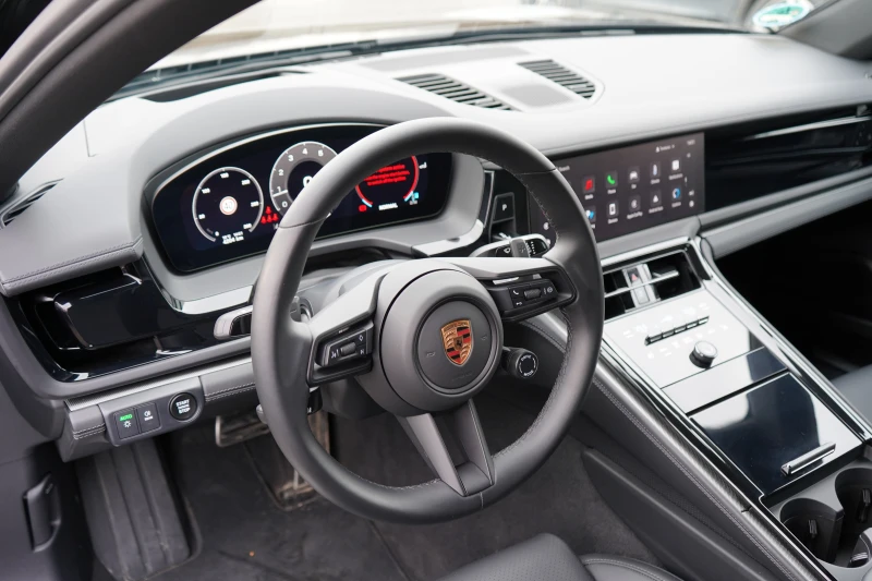 Porsche Panamera 4* 3.0V6* BOSE* HEAD UP* ГАРАНЦИЯ* 360CAM* , снимка 9 - Автомобили и джипове - 53123363