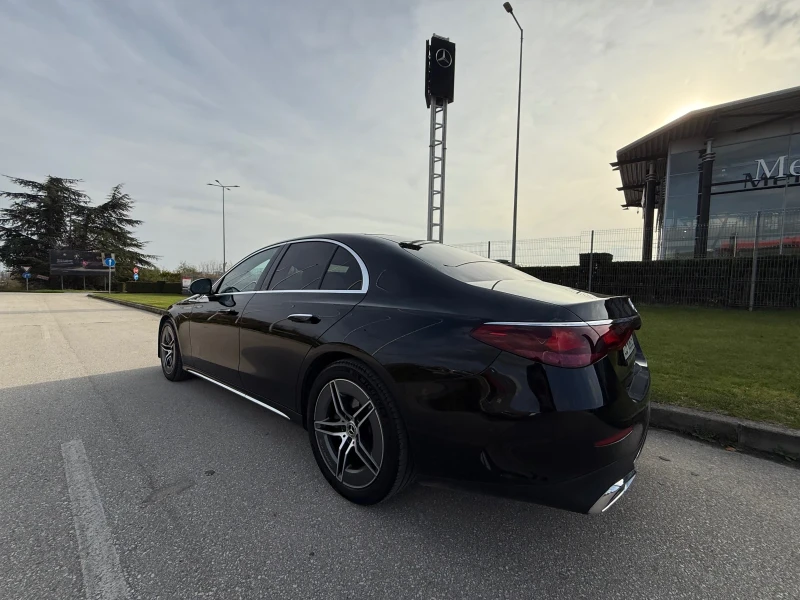Mercedes-Benz E 220 W214 AMG 4 Matic, снимка 5 - Автомобили и джипове - 53212188