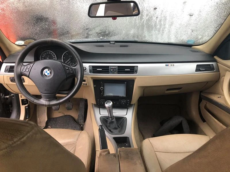 BMW 320 2.0 d, снимка 7 - Автомобили и джипове - 41990932