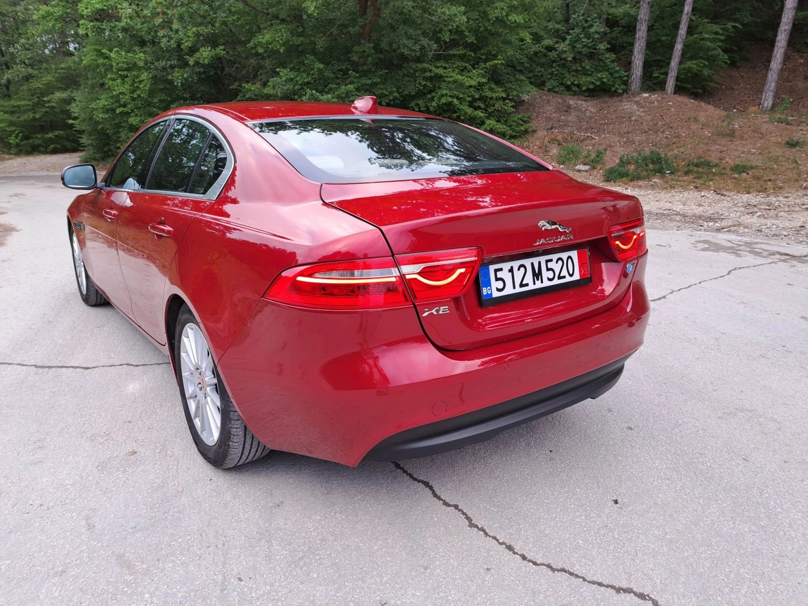 Jaguar XE  - изображение 4