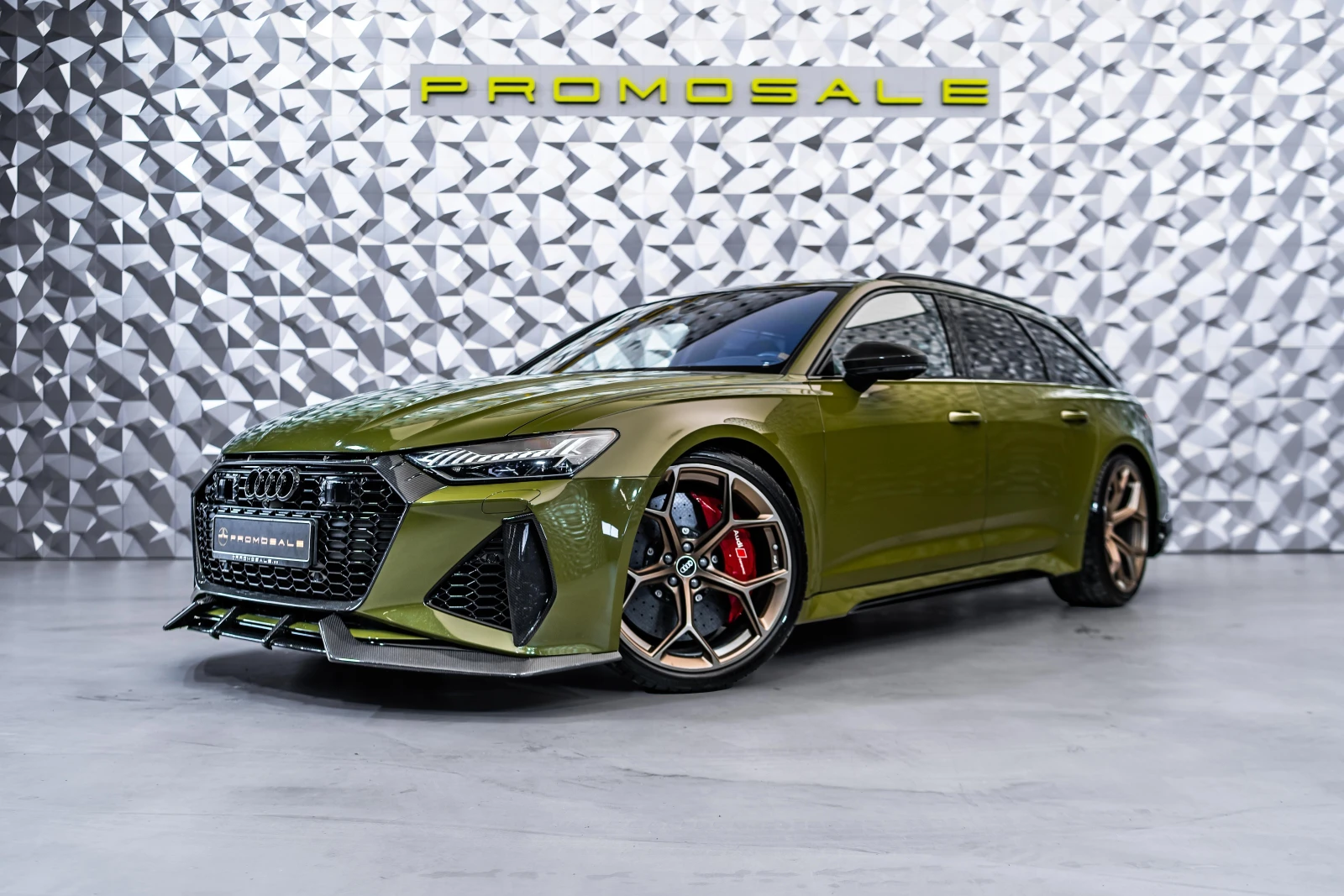 Audi Rs6 Quattro Carbon Kit* B&O* Pano* Ceramic | Mobile.bg — изображение 1