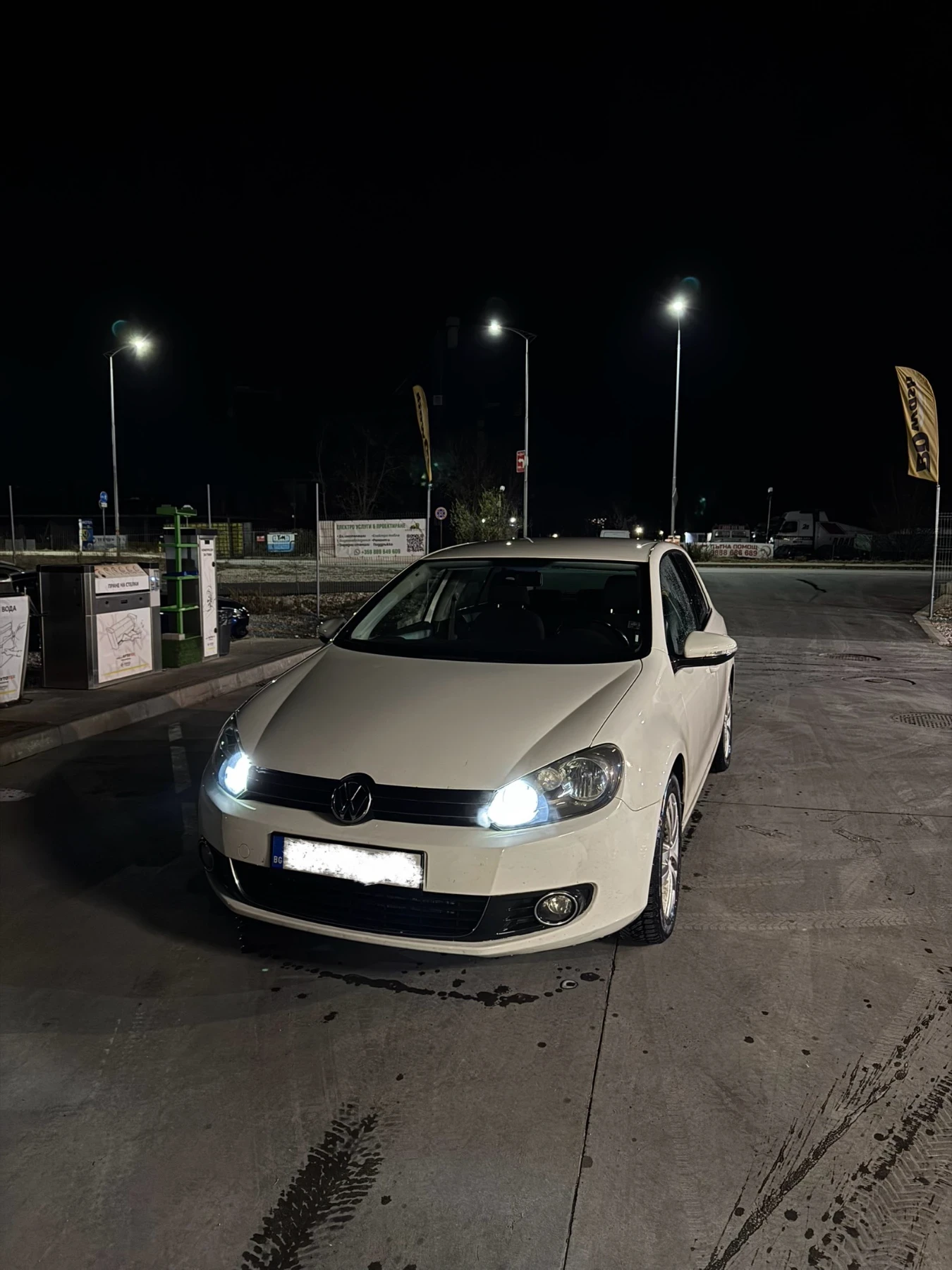 VW Golf 1.6 фабрична газ - изображение 2