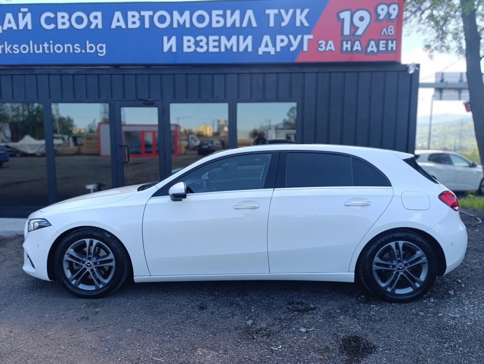 Mercedes-Benz A 200 Exclusive Launch Edition Pano* Led* Virtual* Burme - изображение 8