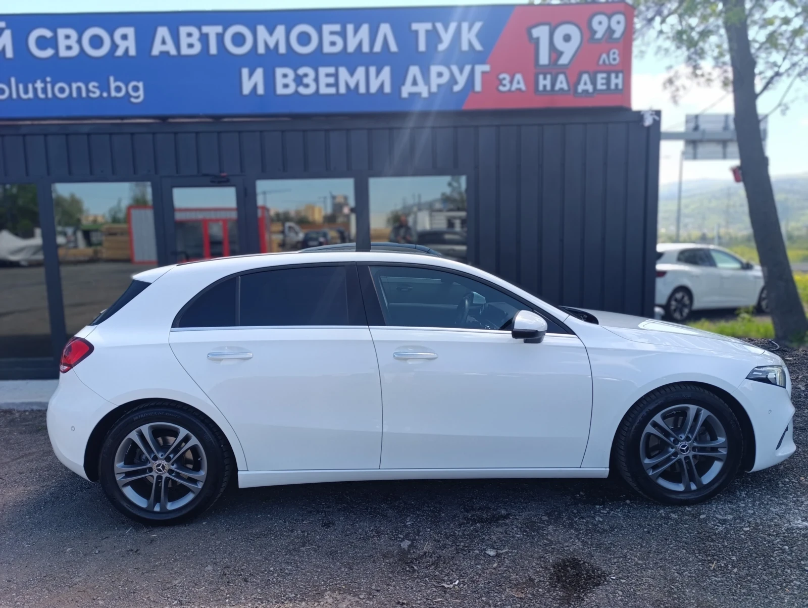 Mercedes-Benz A 200 Exclusive Launch Edition Pano* Led* Virtual* Burme - изображение 4