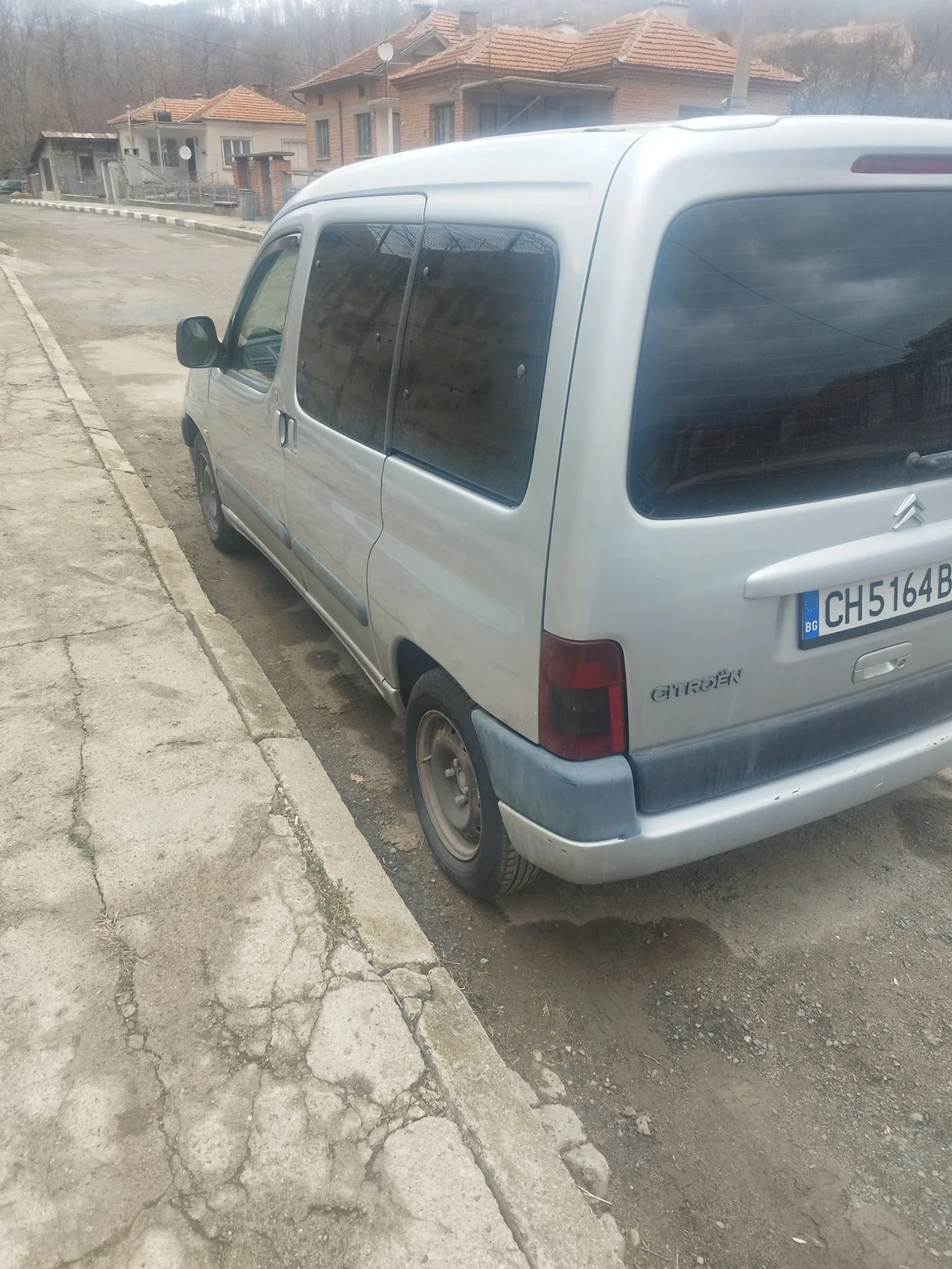 Citroen Berlingo 1.9D - изображение 3