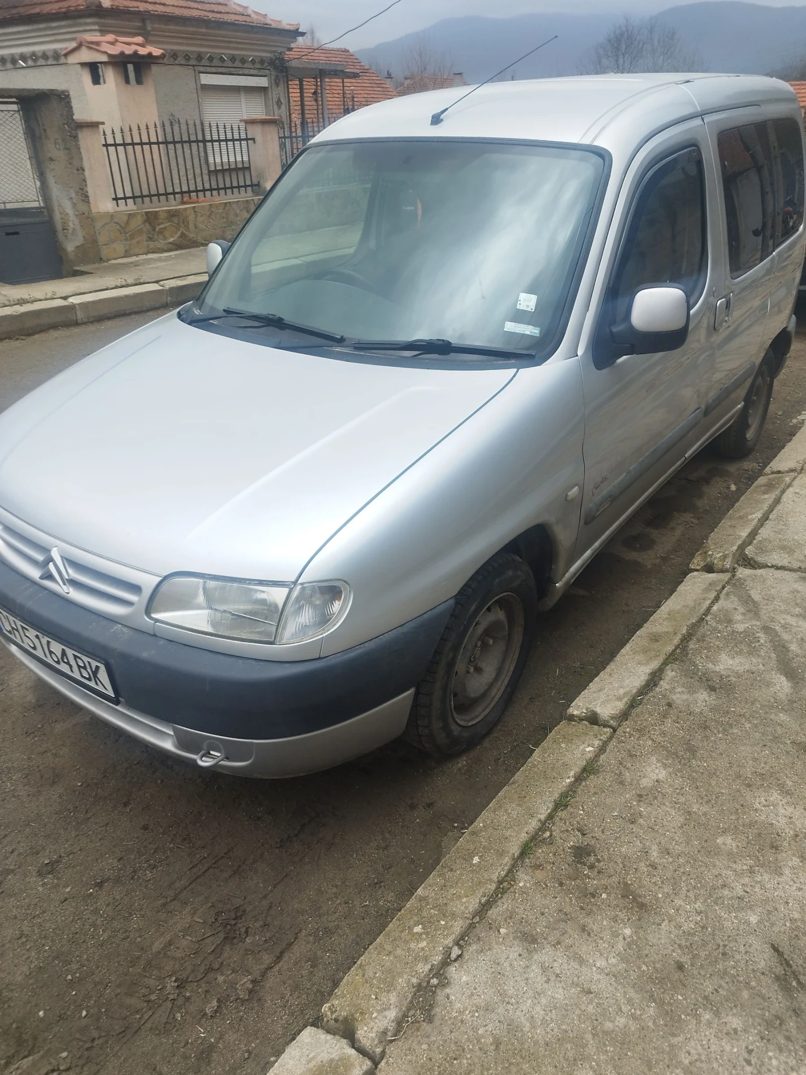 Citroen Berlingo 1.9D - изображение 2