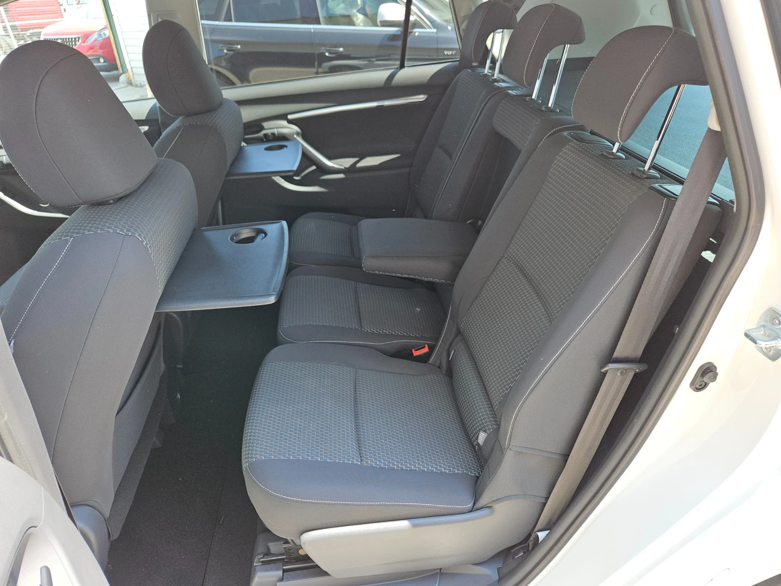 Toyota Verso 1.6D/112k.c/6ск/КАМЕРА/NAVI/БЛУТУТ/EURO 6B/ТОП | Mobile.bg — изображение 16