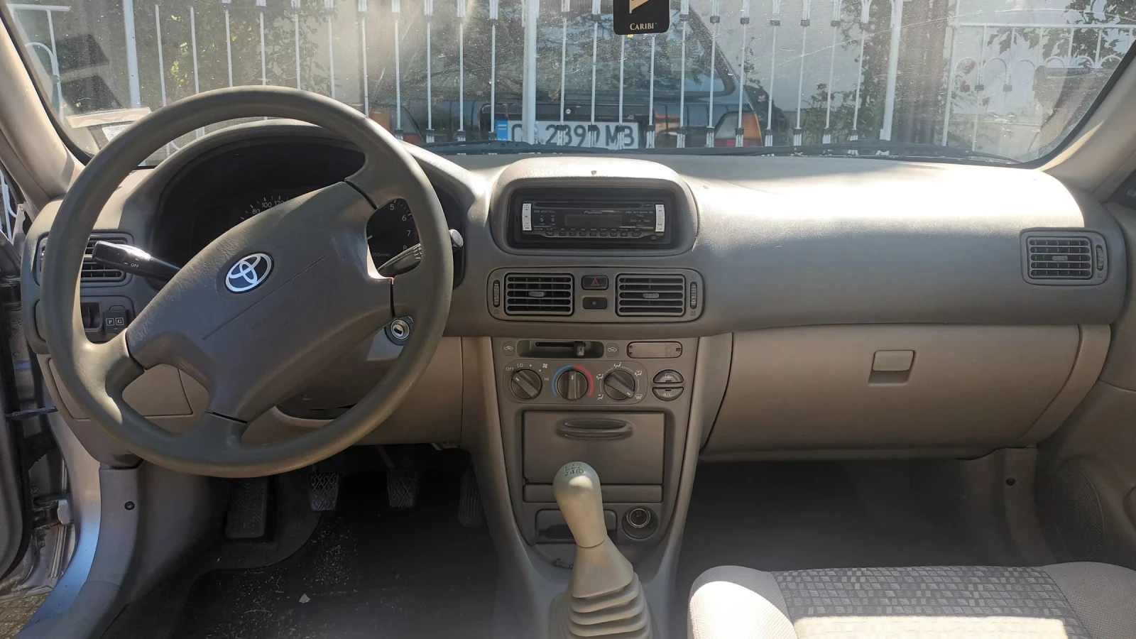 Toyota Corolla  - изображение 7