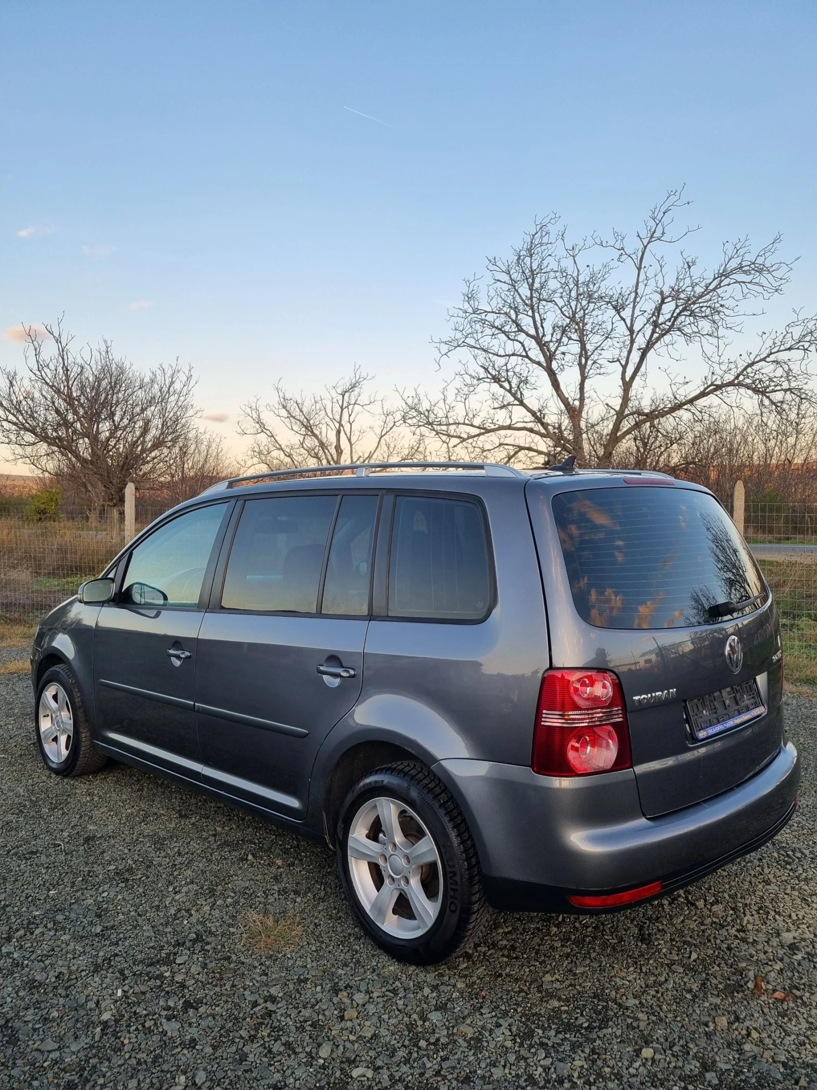 VW Touran 2.0tdi 140. BMM 7- | Mobile.bg   3