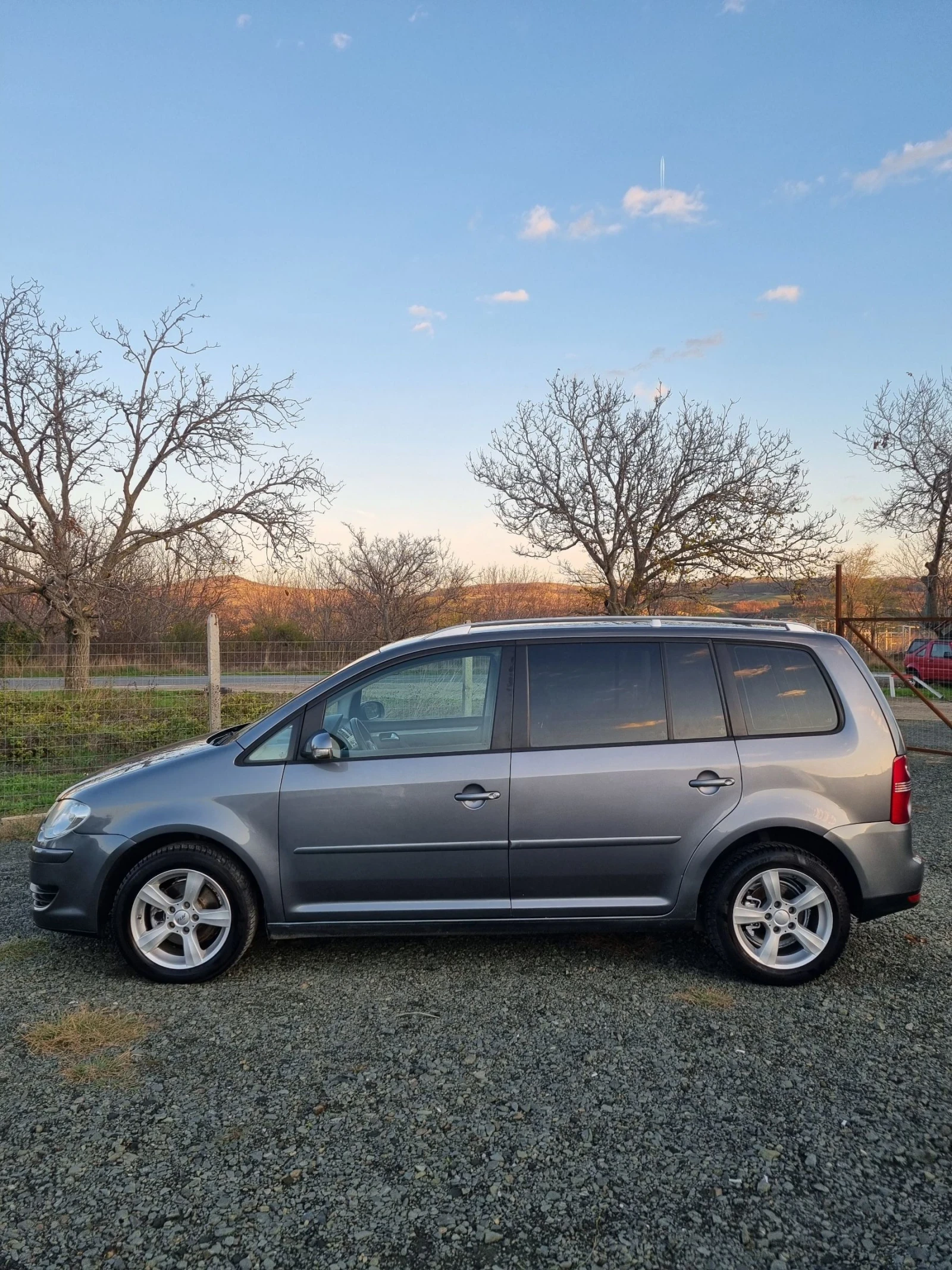 VW Touran 2.0tdi 140. BMM 7- | Mobile.bg   6