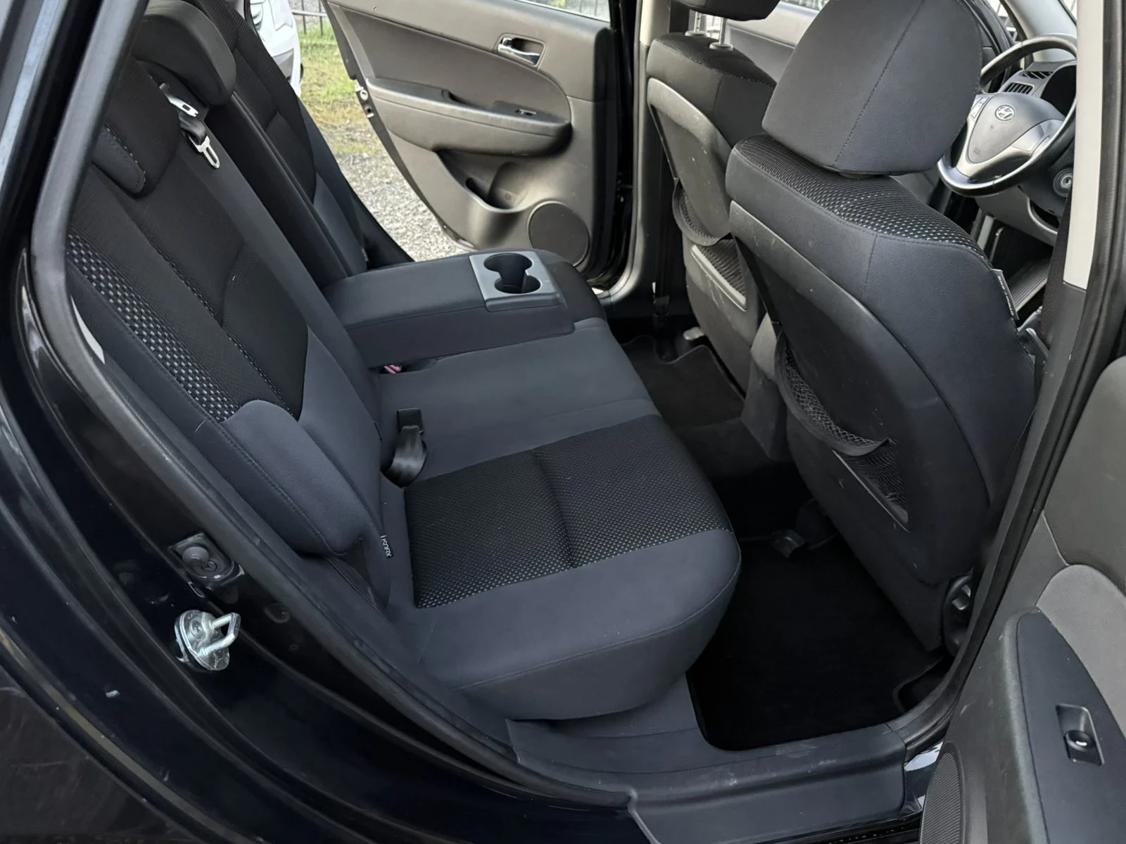 Hyundai I30 1, 4i GPL | Mobile.bg � ����������� 12