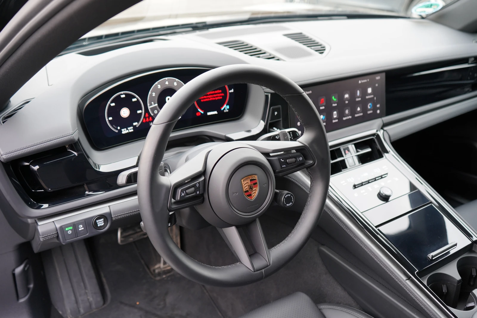 Porsche Panamera 4* 3.0V6* BOSE* HEAD UP* ГАРАНЦИЯ* 360CAM*  - изображение 9