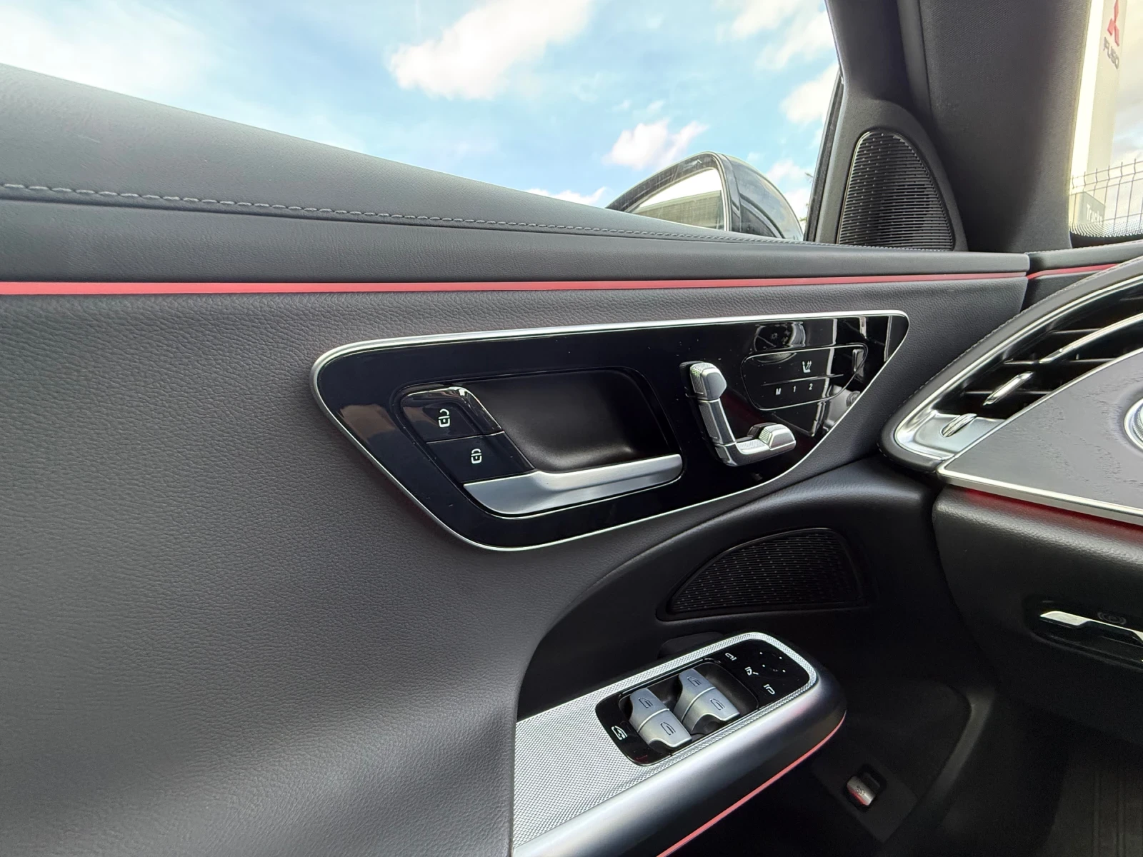 Mercedes-Benz E 220 W214  4 Matic  AMG, снимка 14 - Автомобили и джипове - 54282880