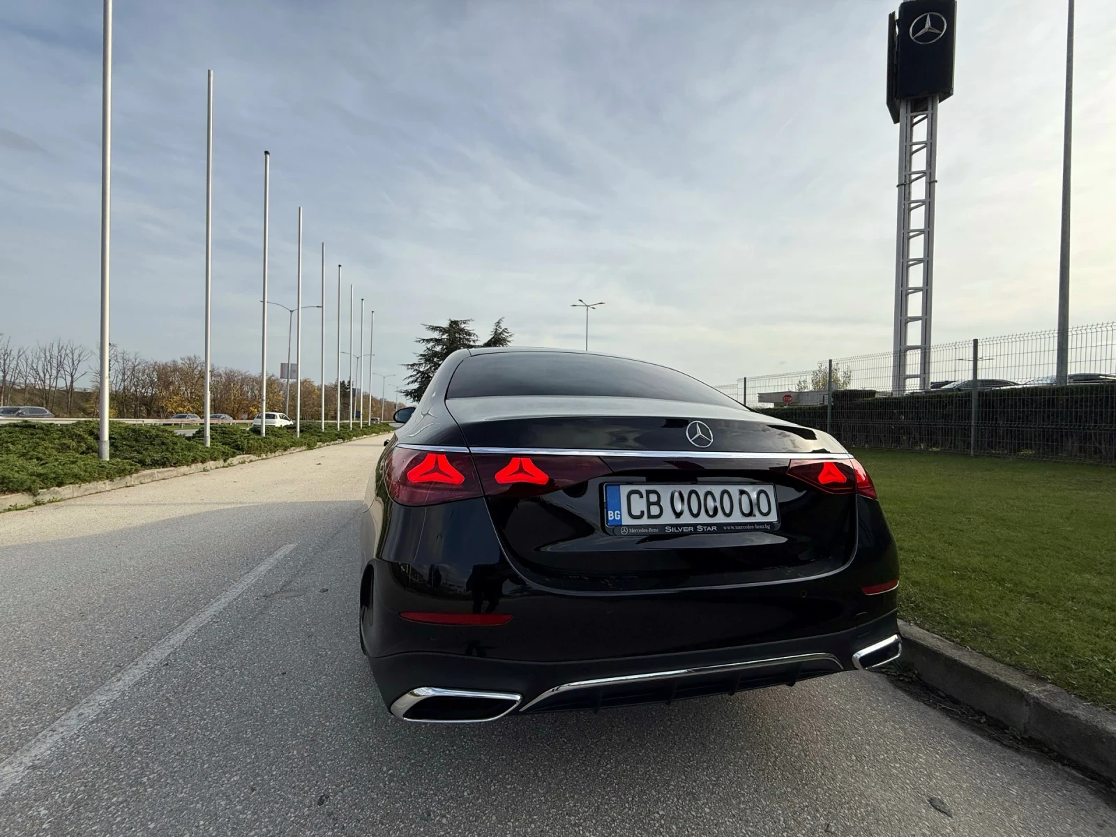 Mercedes-Benz E 220 W214 AMG 4 Matic - изображение 6