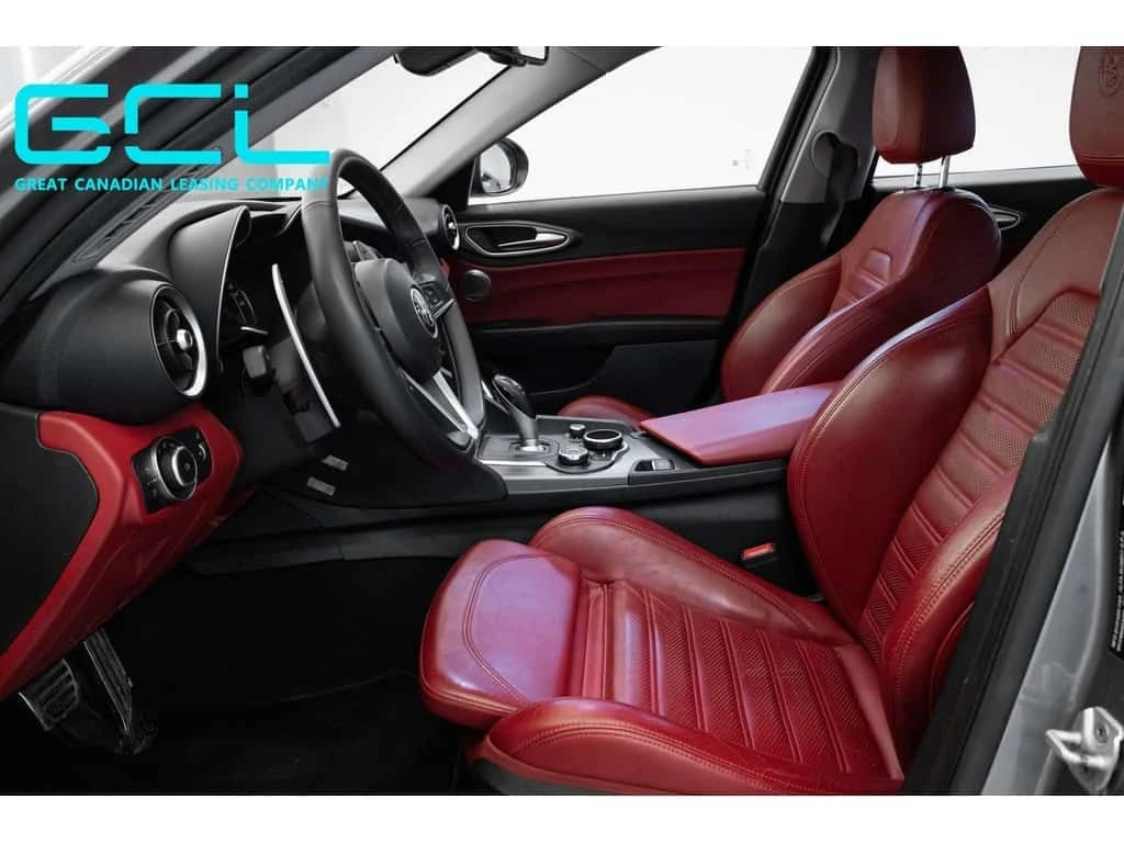 Alfa Romeo Giulia * Ti Sport AWD * CARFAX * ЦЕНА ДО БГ, снимка 9 - Автомобили и джипове - 53973549