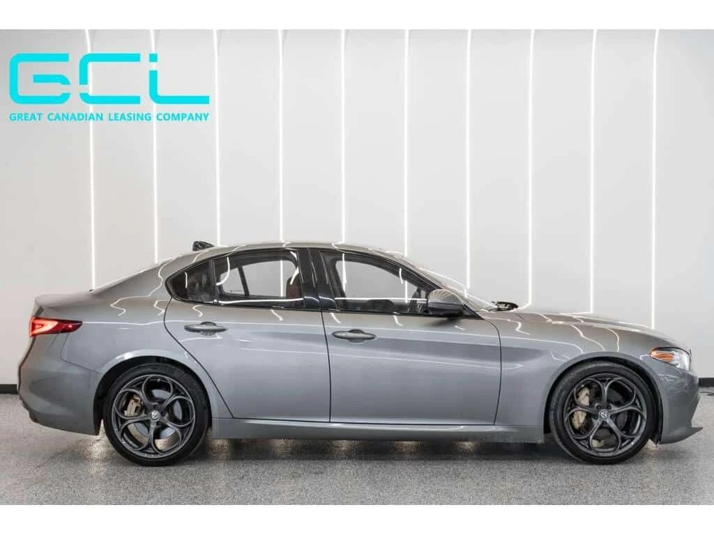 Alfa Romeo Giulia * Ti Sport AWD * CARFAX * ЦЕНА ДО БГ, снимка 4 - Автомобили и джипове - 53973549