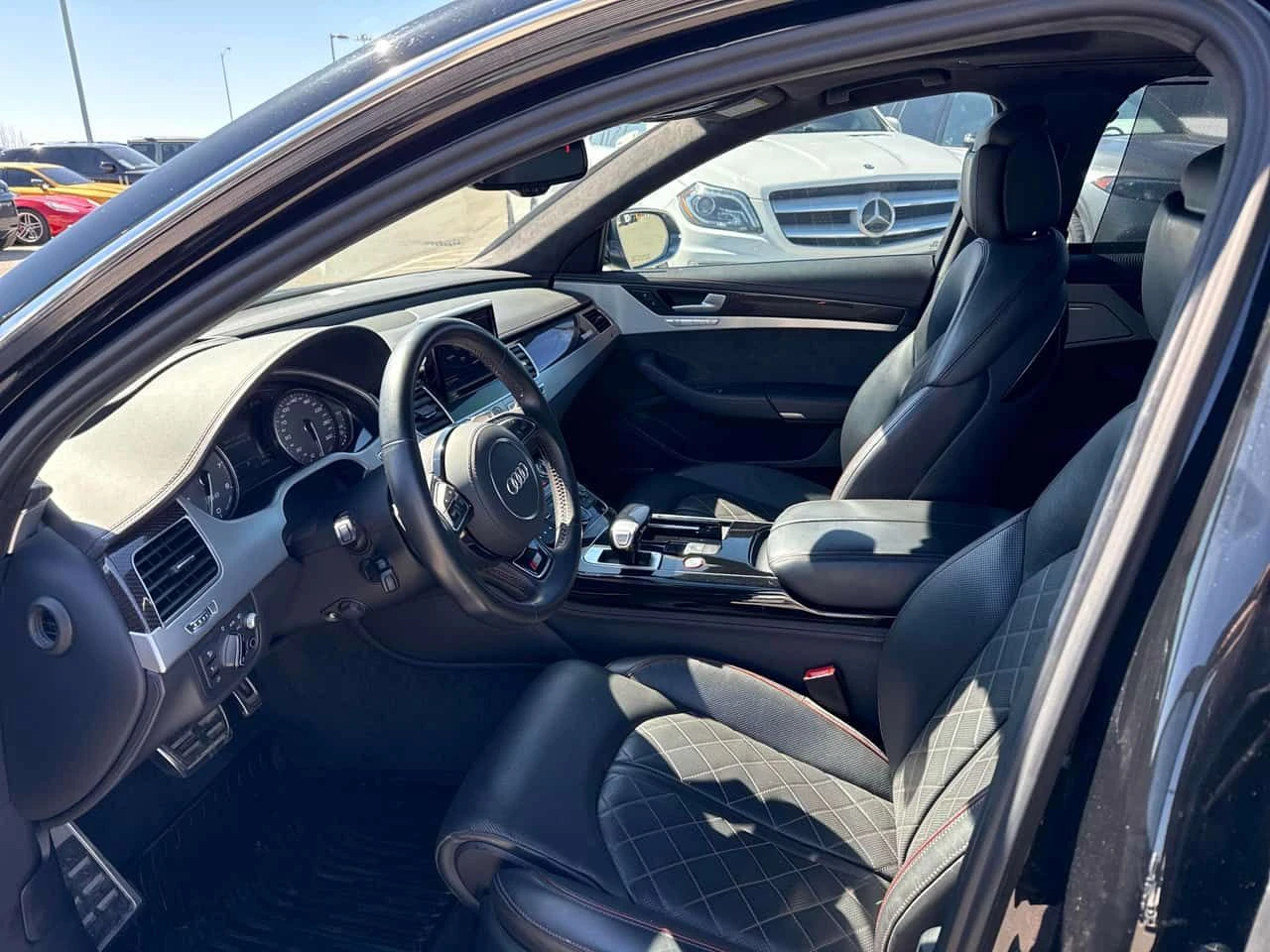 Audi S8 * Plus * CARFAX * ��������� * ���-�� * ��������� * | Mobile.bg � ����������� 5