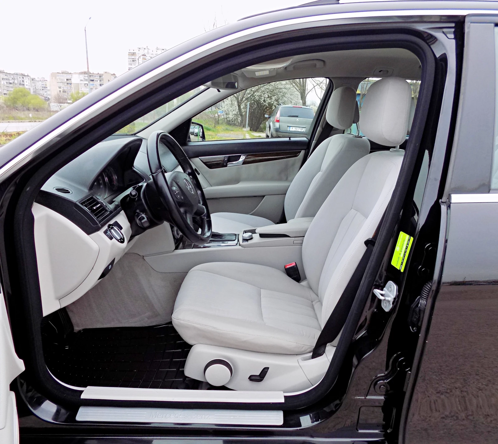 Mercedes-Benz C 200 CDi/AUTOMATIC/ELEGANCE, снимка 7 - Автомобили и джипове - 54059878