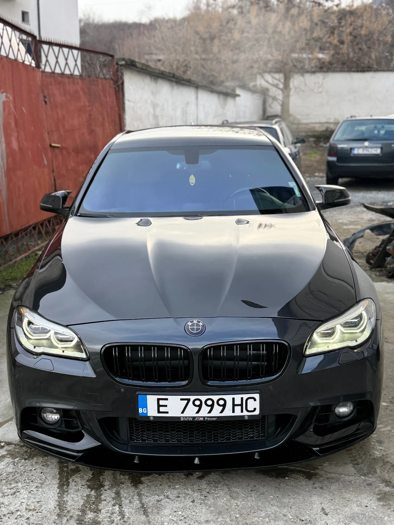 BMW 530 xd Face Вакум, LED, EDC, DIGITAL, Обдух, Harman, снимка 2 - Автомобили и джипове - 54138493