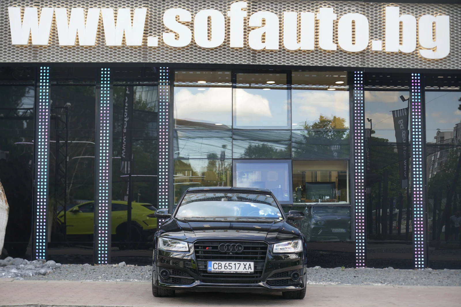 Audi S8 Plus 4.0 TFSI Quattro Exlusive Carbon Package, снимка 2 - Автомобили и джипове - 54696067