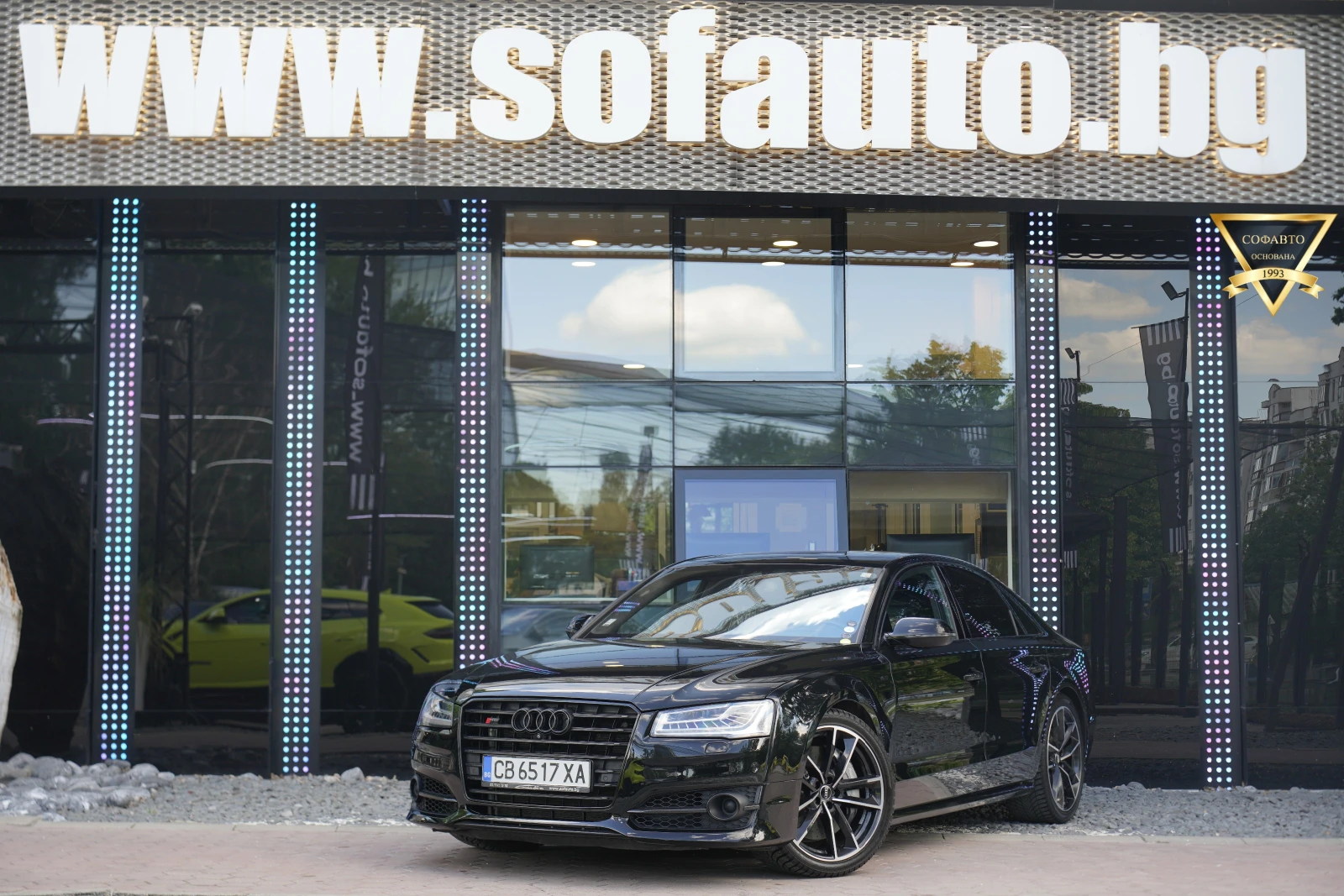 Audi S8 Plus 4.0 TFSI Quattro Exlusive Carbon Package