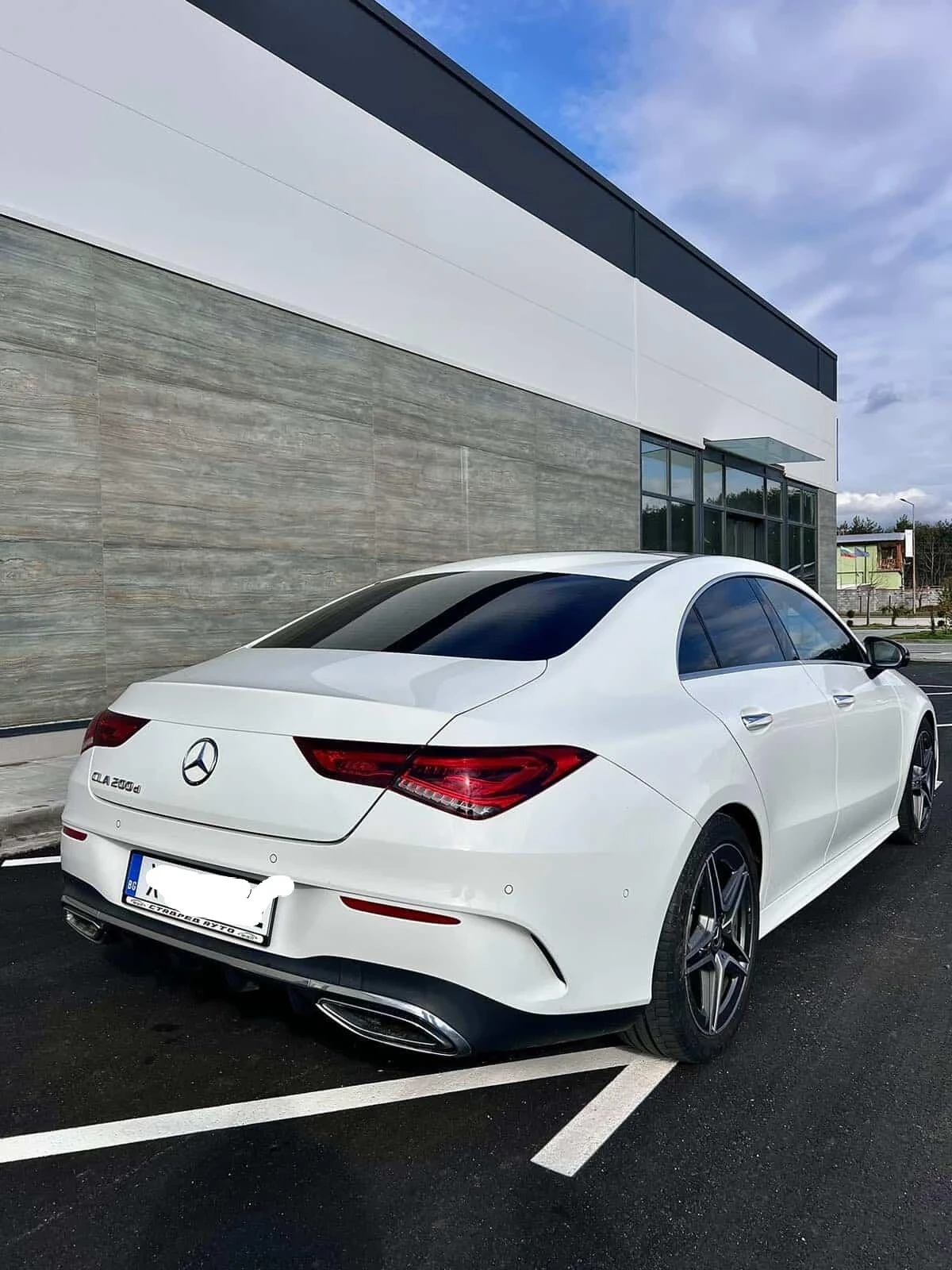 Mercedes-Benz CLA 200, снимка 6 - Автомобили и джипове - 54346725