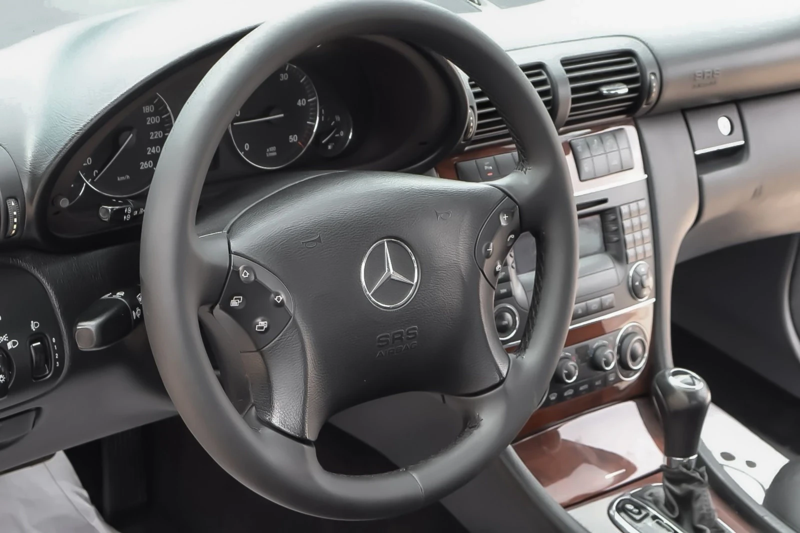 Mercedes-Benz C 220 2.2cdi 150kc Avtomat Face , снимка 11 - Автомобили и джипове - 54414600