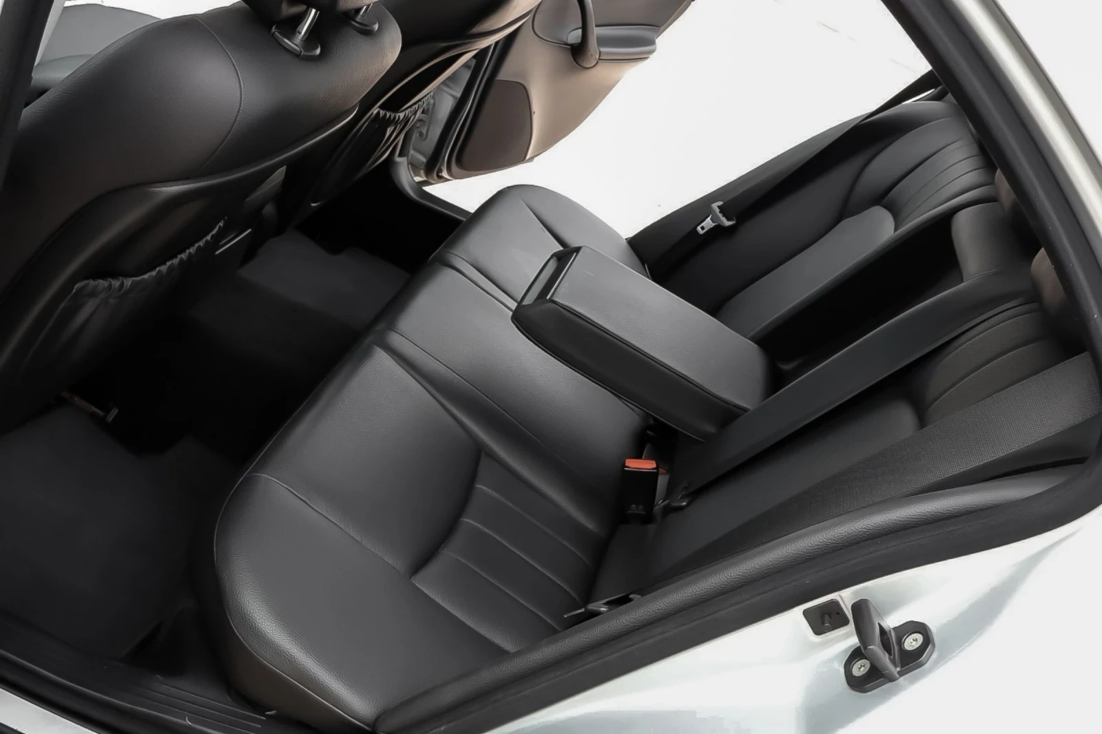 Mercedes-Benz C 220 2.2cdi 150kc Avtomat Face , снимка 15 - Автомобили и джипове - 54414600
