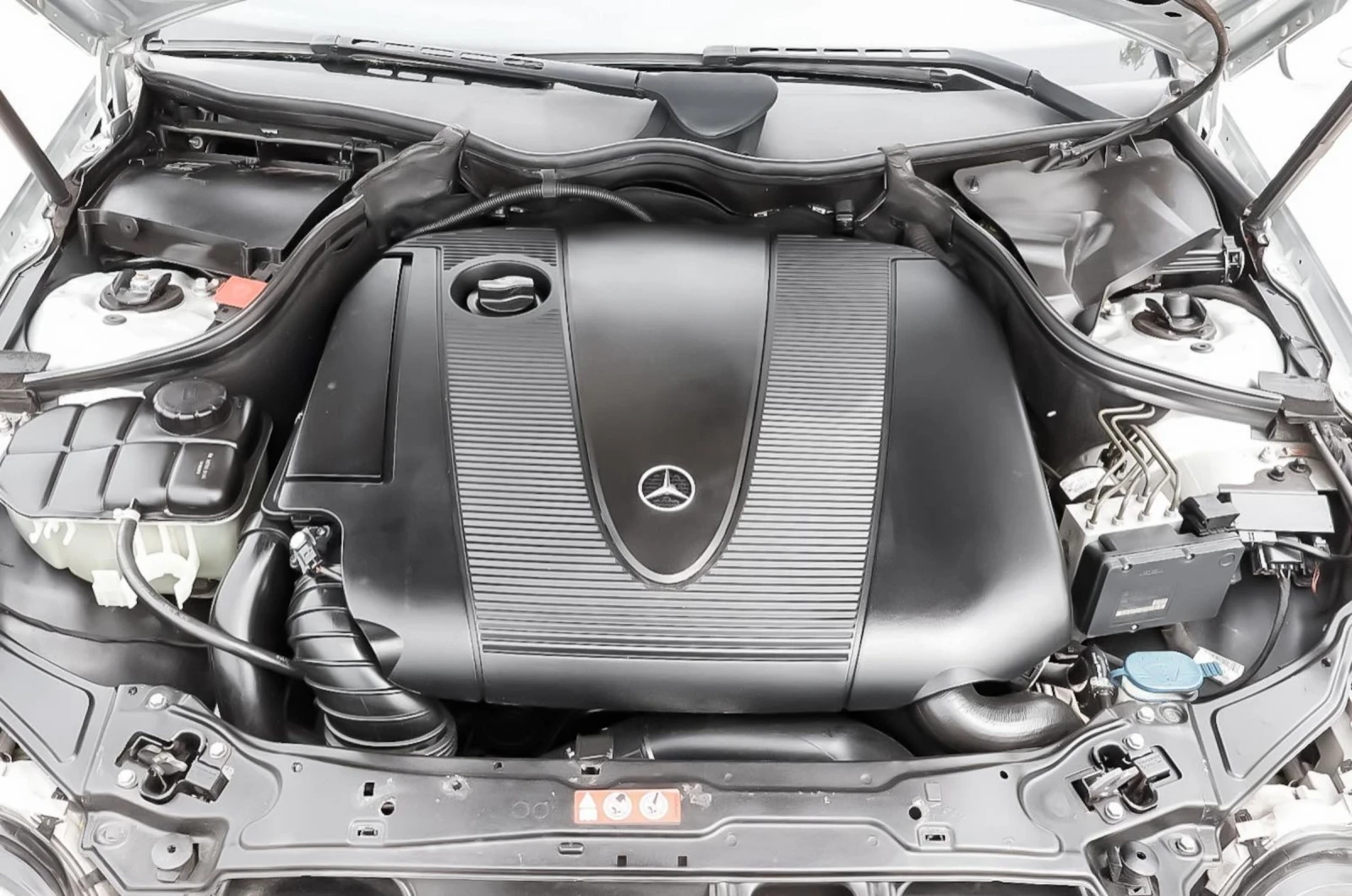 Mercedes-Benz C 220 2.2cdi 150kc Avtomat Face , снимка 16 - Автомобили и джипове - 54414600