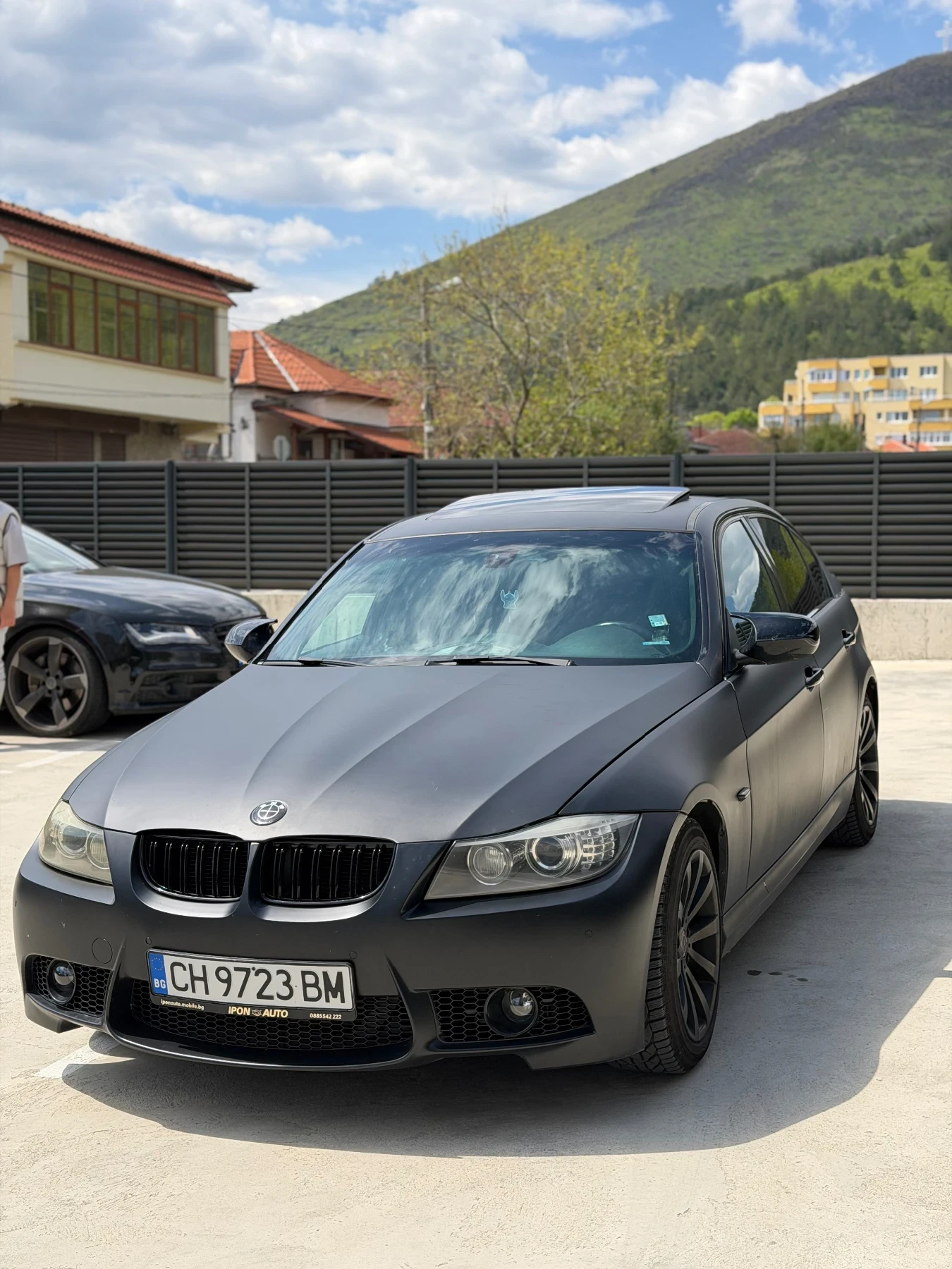 BMW 330