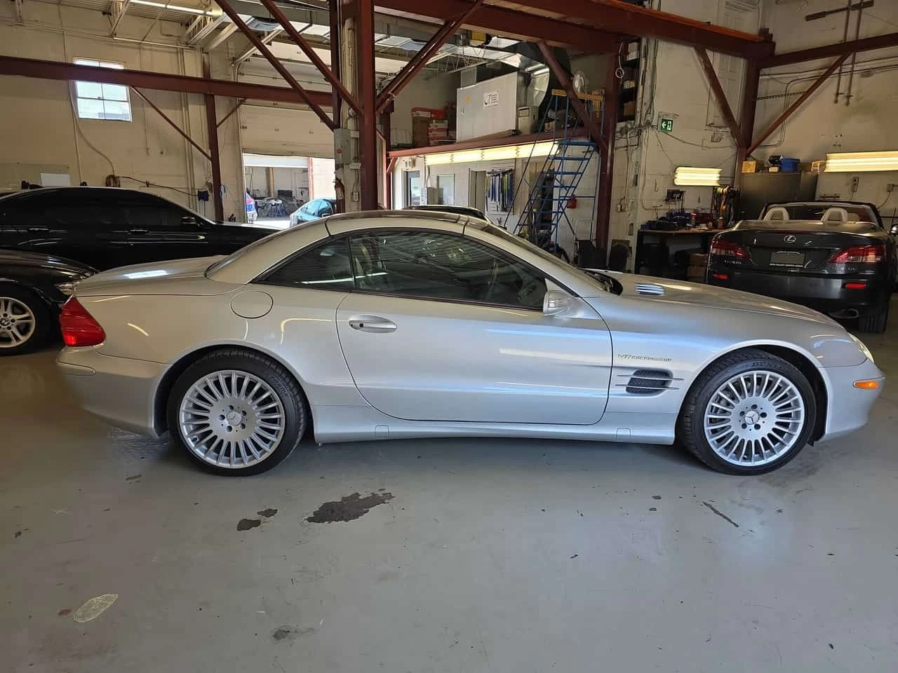 Mercedes-Benz SL 500 * БЕЗ ЗАБЕЛЕЖКИ* ПОДГРЕВ* ОБДУХВАНЕ* , снимка 4 - Автомобили и джипове - 54774990