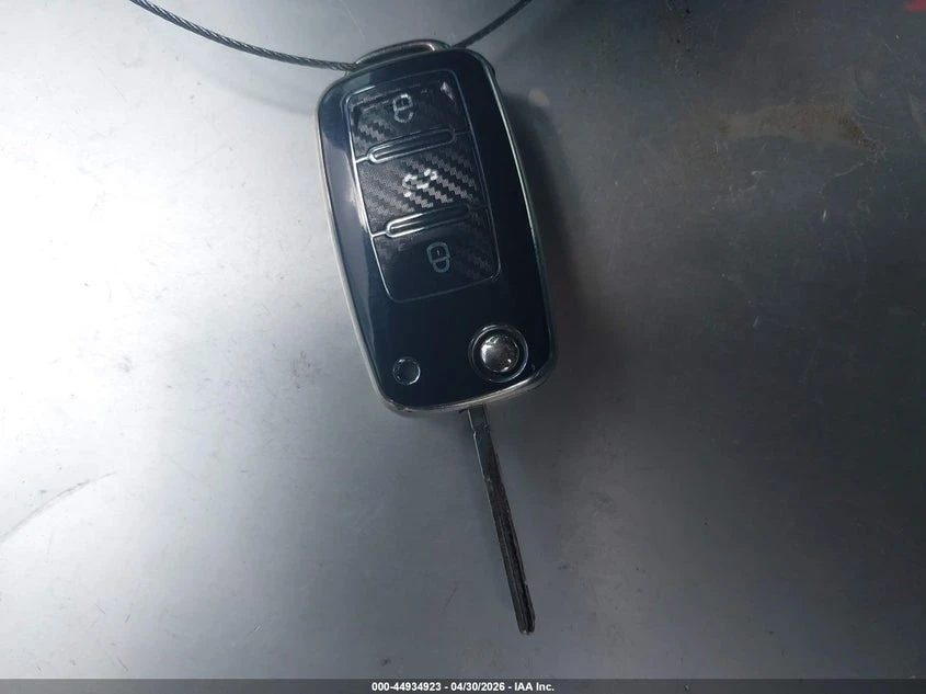 VW Beetle 1.8l Volkswagen #Pink/1.8T Classic/1.8T S, снимка 11 - Автомобили и джипове - 54860718