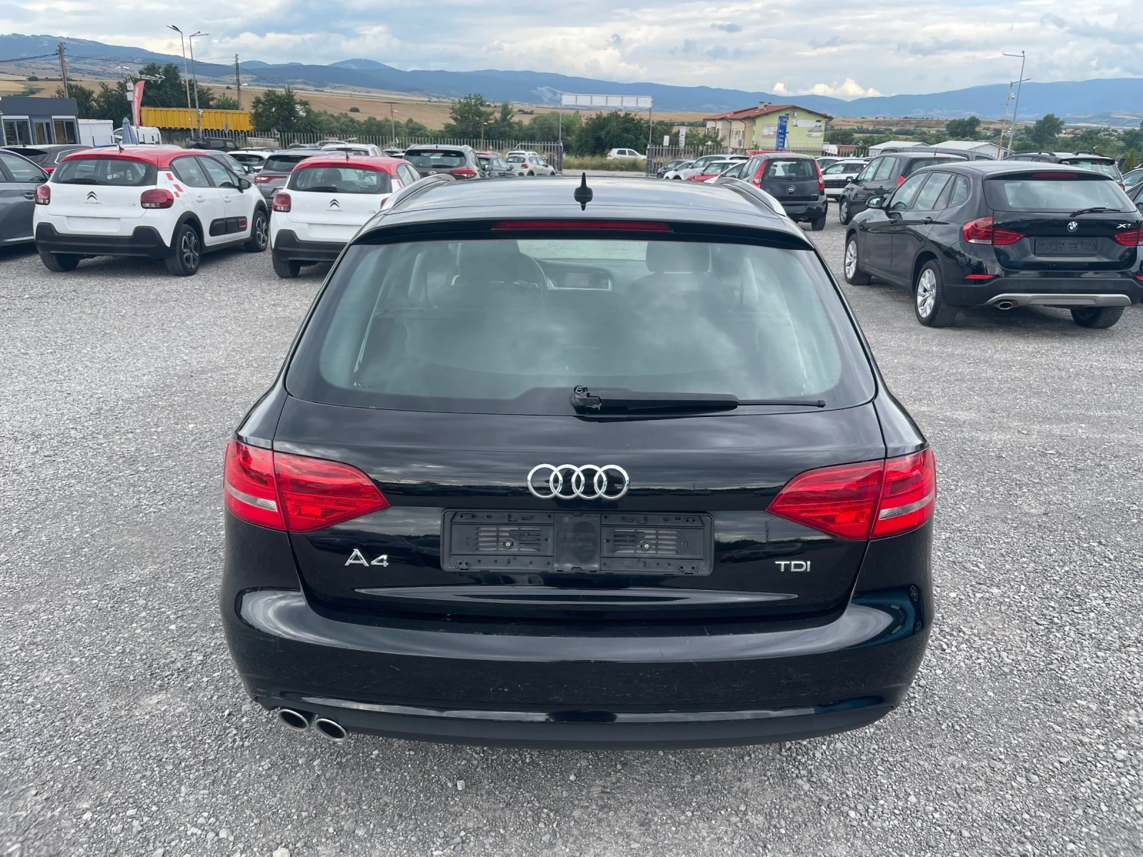 Audi A4 2.0TDI FACE NAVI, снимка 10 - Автомобили и джипове - 55143183