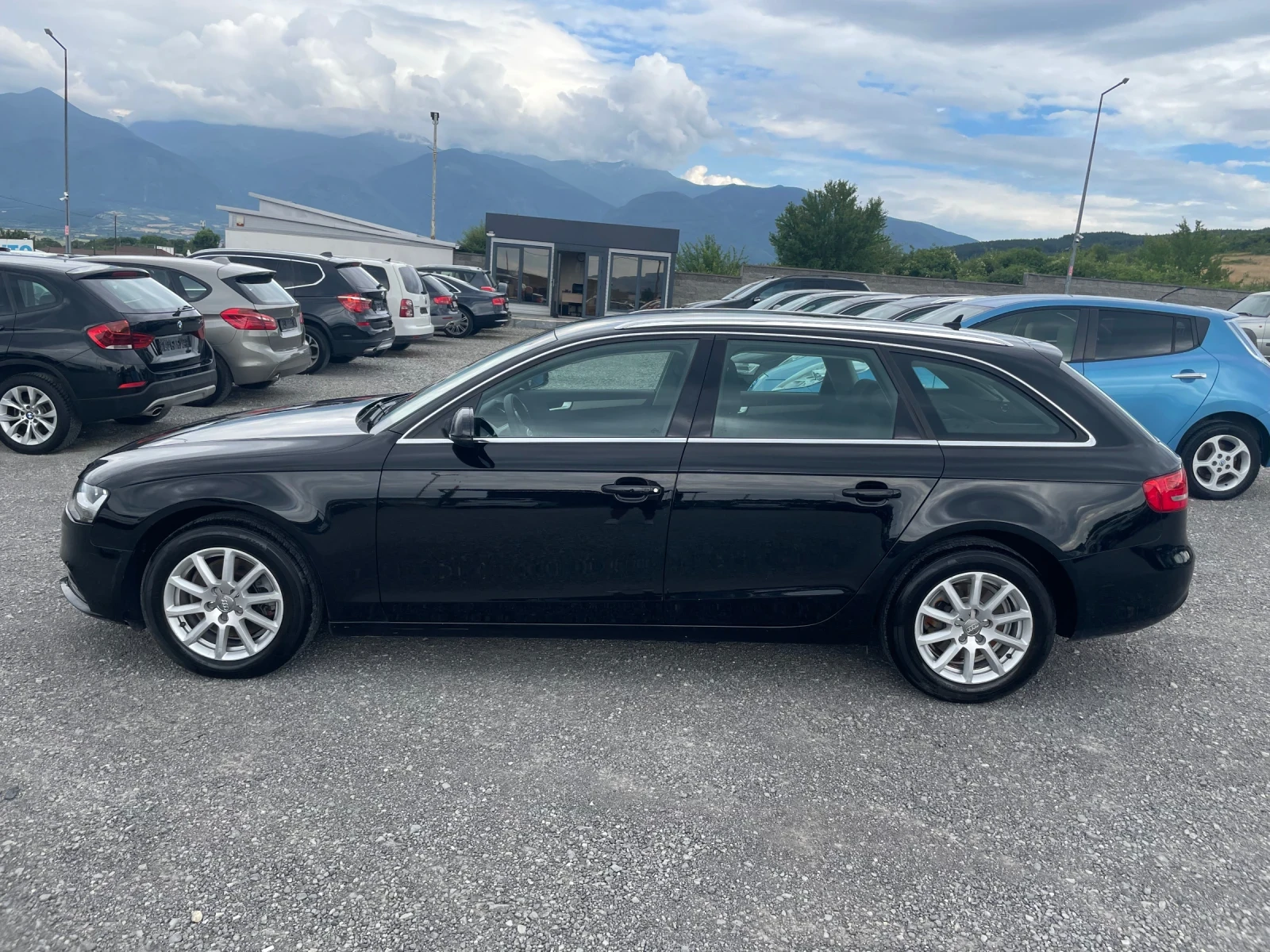 Audi A4 2.0TDI FACE NAVI, снимка 4 - Автомобили и джипове - 55143183