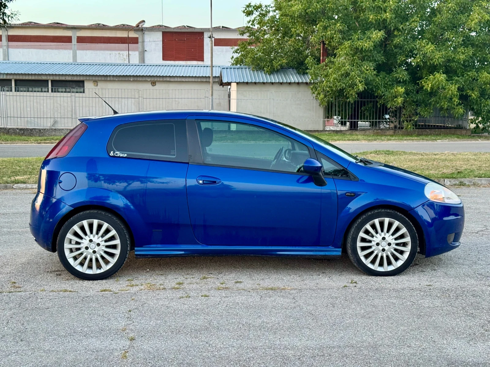 Fiat Punto 1.9 JTD Sport, снимка 6 - Автомобили и джипове - 55387613