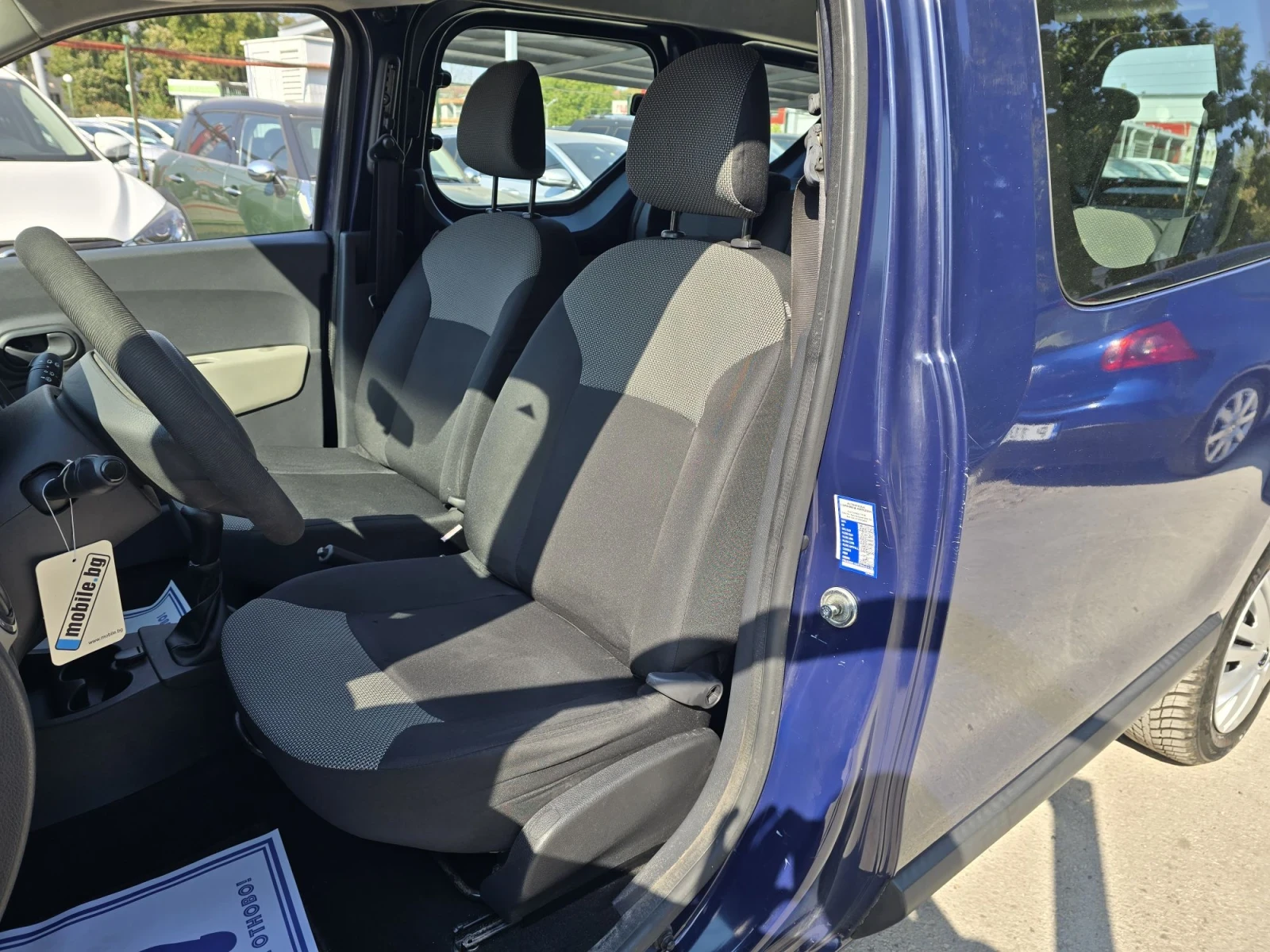 Dacia Dokker 1.5dci 90к.с Топ състояние , снимка 11 - Автомобили и джипове - 56020878