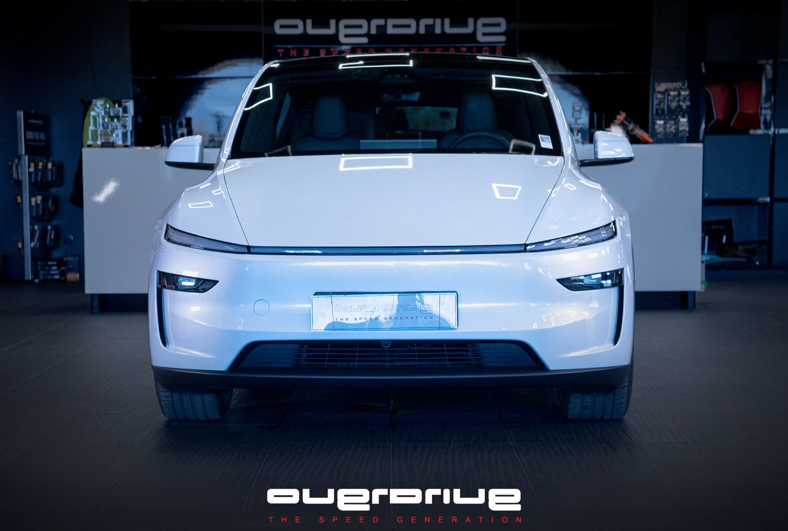 Tesla Model Y НАЛИЧЕН-Long Range Dual Motor 4х4 6+ 1 места