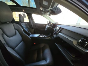Volvo XC60 T6 Momentum, снимка 11