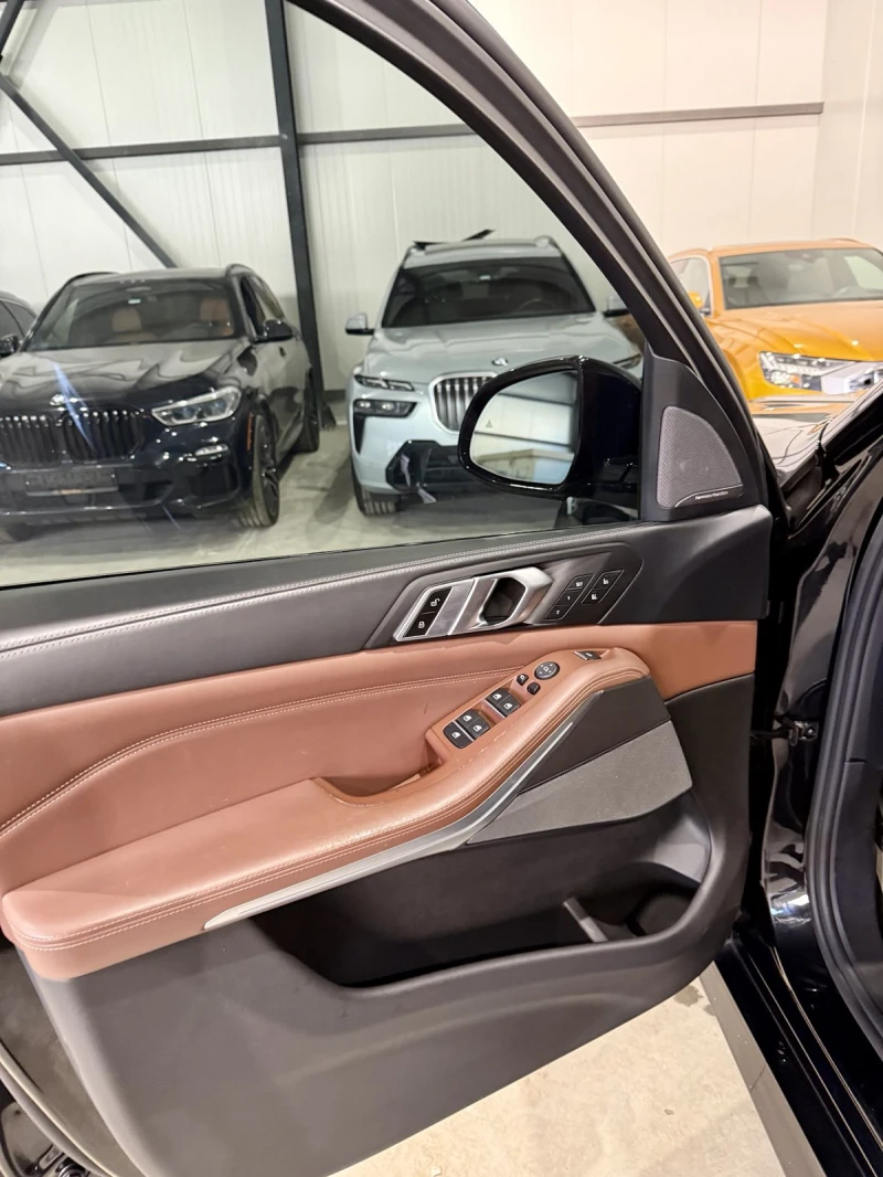 BMW X5 40i M Sport Shadow Line, снимка 16 - Автомобили и джипове - 53272161