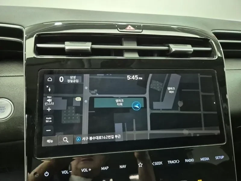Hyundai Tucson Diesel 2.0 2Wd Modern, снимка 10 - Автомобили и джипове - 56130789