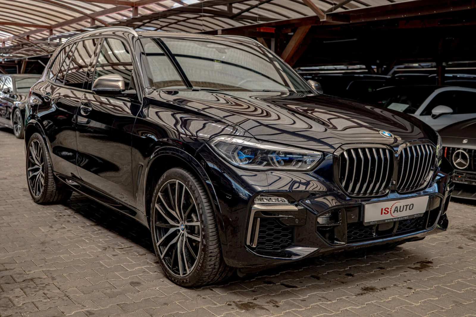BMW X5 M50i/Harman Kardon/Individual/Вакум/Панорама - изображение 3