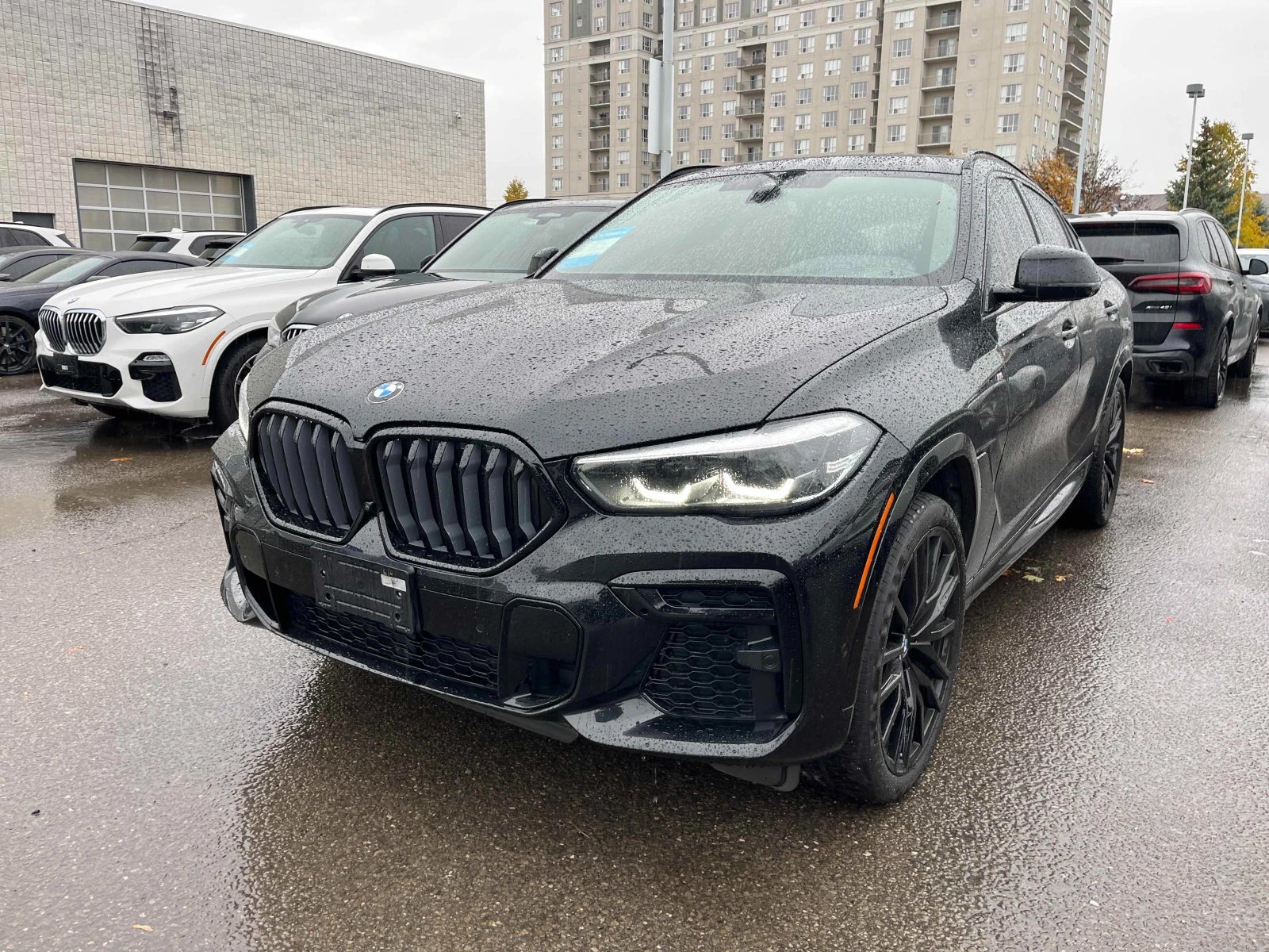 BMW X6 * 50iM* CARFAX *    | Mobile.bg   1