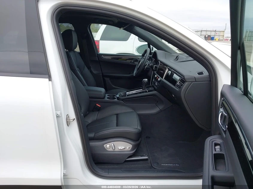 Porsche Macan 2026 PORSCHE MACAN T, снимка 10 - Автомобили и джипове - 54154593