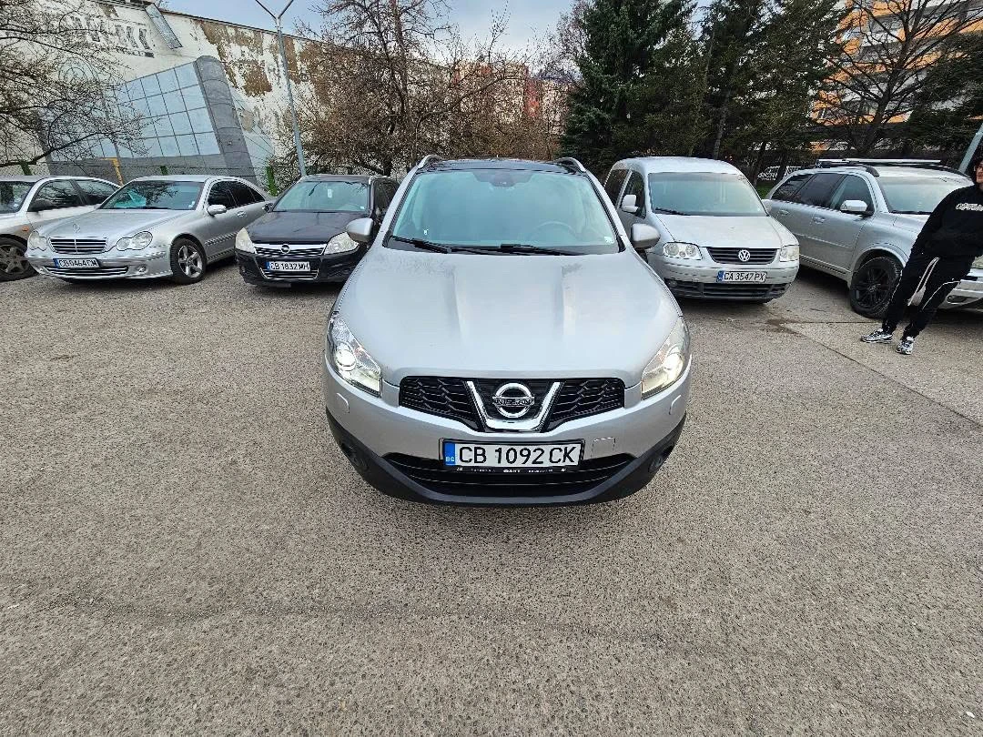 Nissan Qashqai, снимка 2 - Автомобили и джипове - 54361011