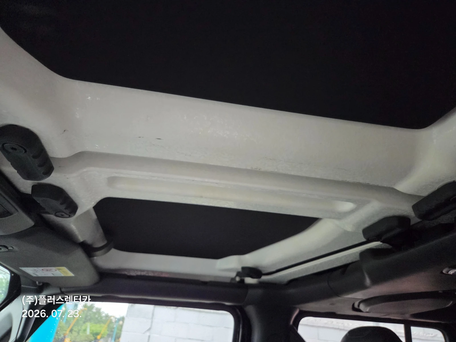 Jeep Wrangler 2.0* BLIND SPOT* ПОДГРЕВ ВОЛАН* КРАЙНА ЦЕНА, снимка 11 - Автомобили и джипове - 55336535