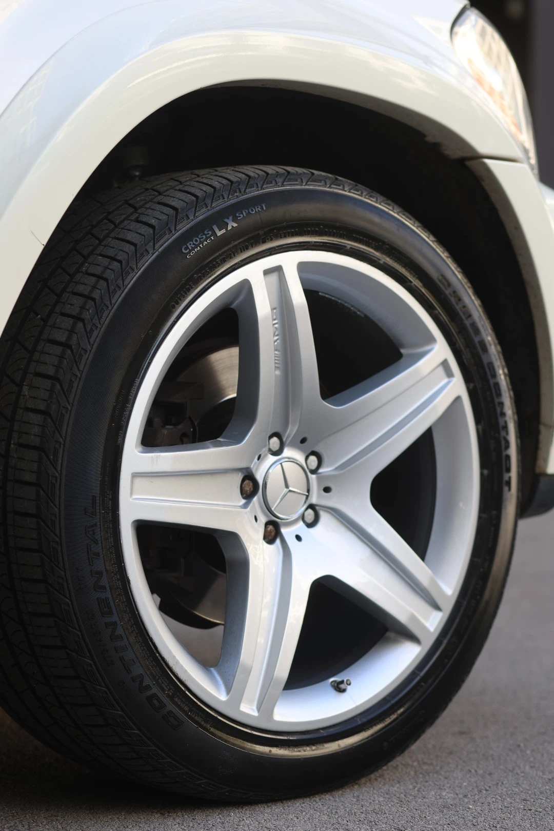 Mercedes-Benz GL 550, снимка 9 - Автомобили и джипове - 55381954