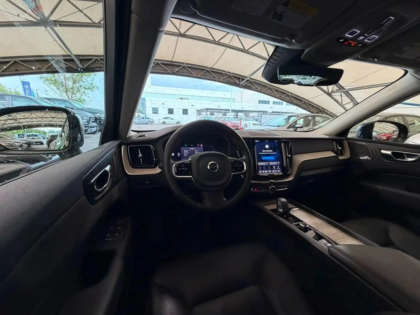 Volvo XC60 B5 PLUS ЦЕНА ДО БЪЛГАРИЯ АВТОКРЕДИТ, снимка 7 - Автомобили и джипове - 55950159