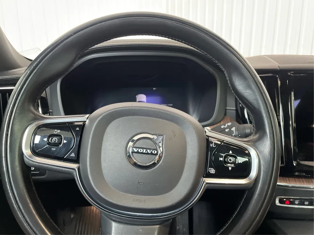 Volvo XC60 T8* INSCRIPTION* FACELIFT* ОТ ПРЕДСТАВИТЕЛСТВО, снимка 9 - Автомобили и джипове - 56311119
