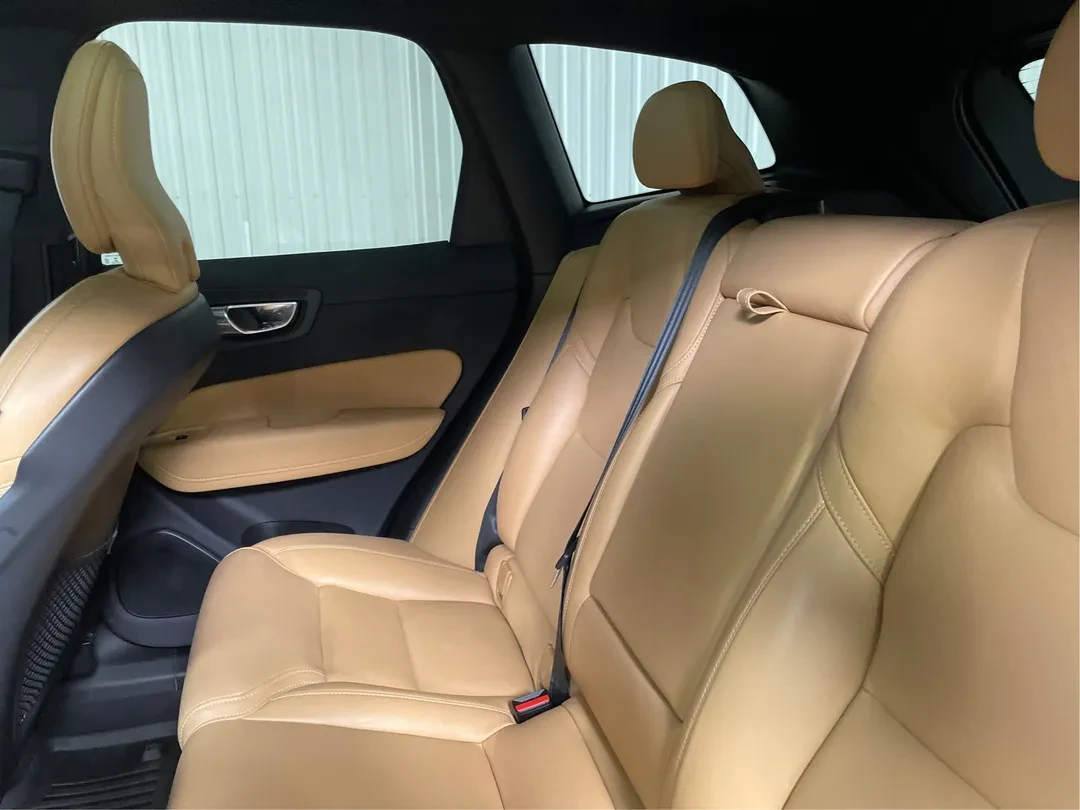 Volvo XC60 T8* INSCRIPTION* FACELIFT* ОТ ПРЕДСТАВИТЕЛСТВО, снимка 16 - Автомобили и джипове - 56311119