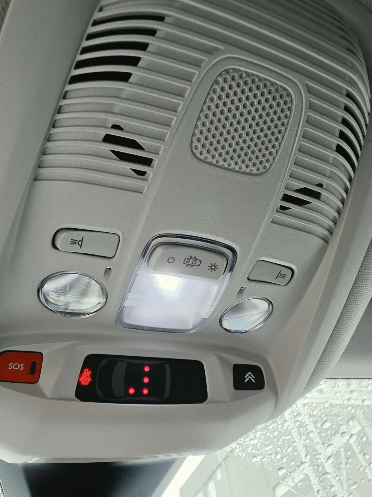 Citroen C5 Aircross, снимка 8 - Автомобили и джипове - 56712738